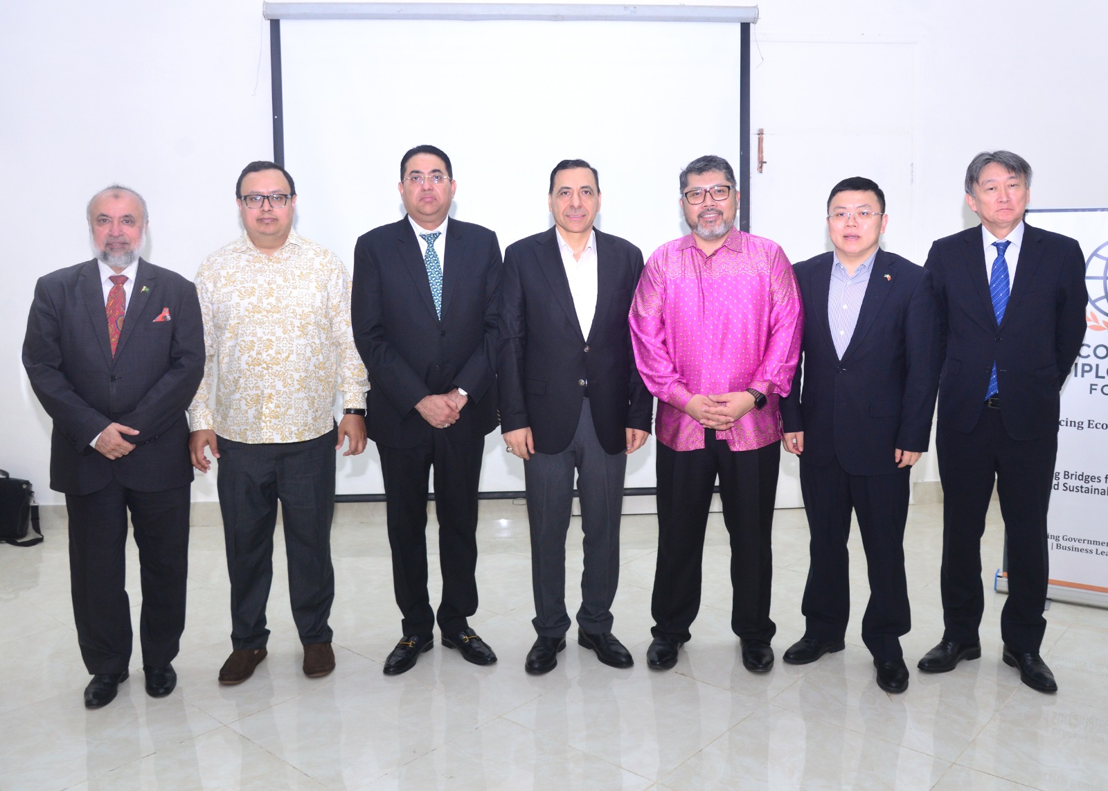 Read more about the article EDF Hosted Breakfast Farewell in Honor of Consul General of Malaysia and Consul General of Republic of Iraq on 25th July 2026 at Beach Luxury Hotel, Karachi